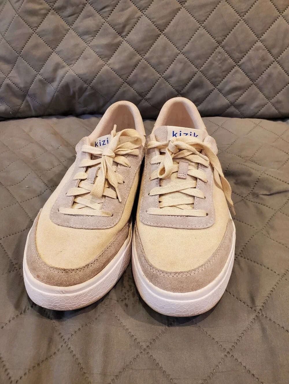 Kizik Casual Unisex Beige Lace-Up Sneakers Sz Mens 8.5 / Womens 10